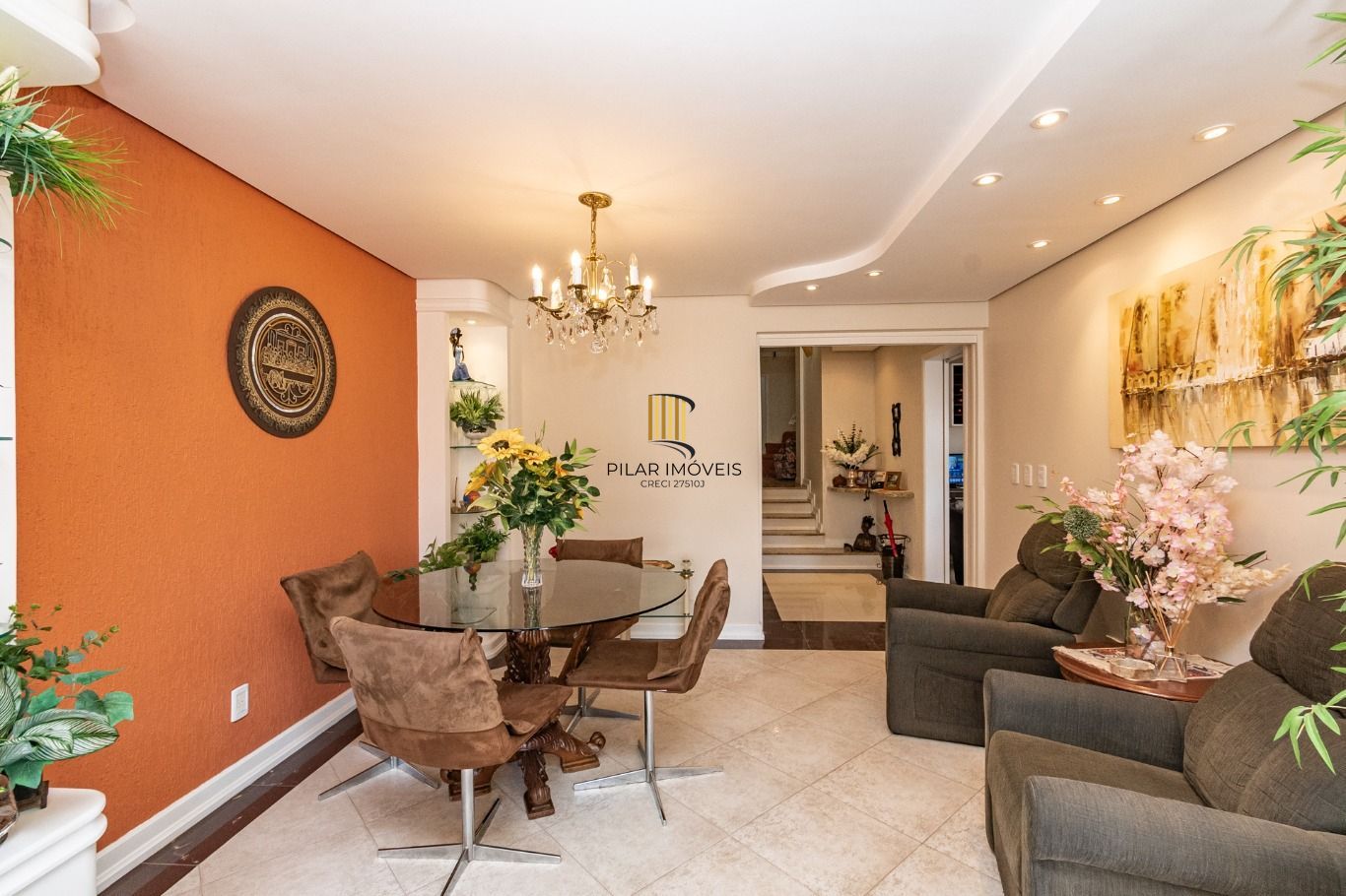 Vende-se apartamento com 3 quartos (1 suíte), 133 m² e 1 vaga – Petrópolis