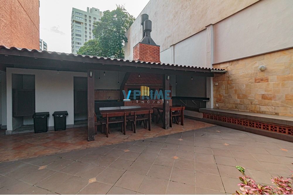 Apartamento na Rua Miguel Tostes em Porto Alegre