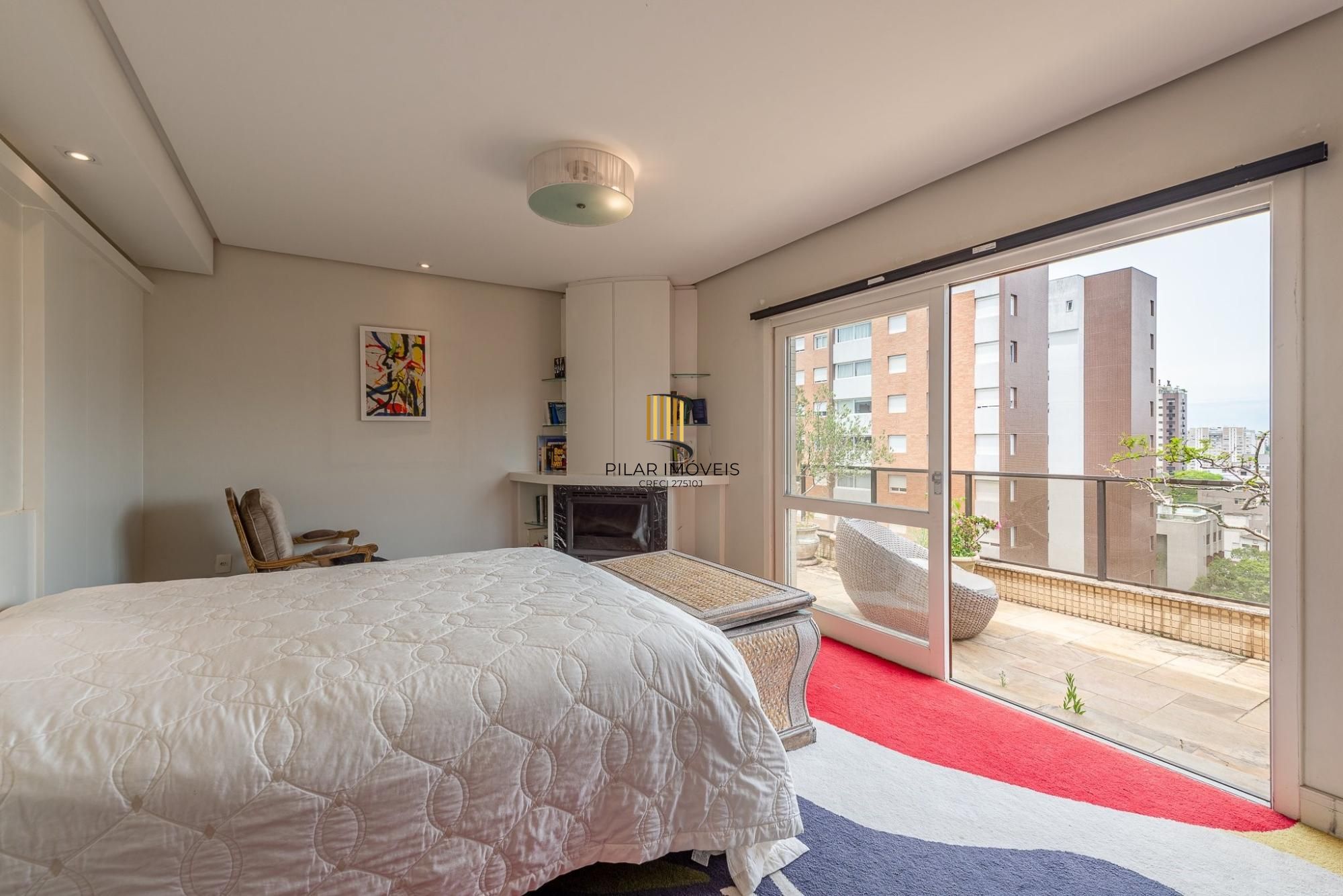 Vende-se luxuosa cobertura com 531.95m², 4 dormitórios no bairro Auxiliadora