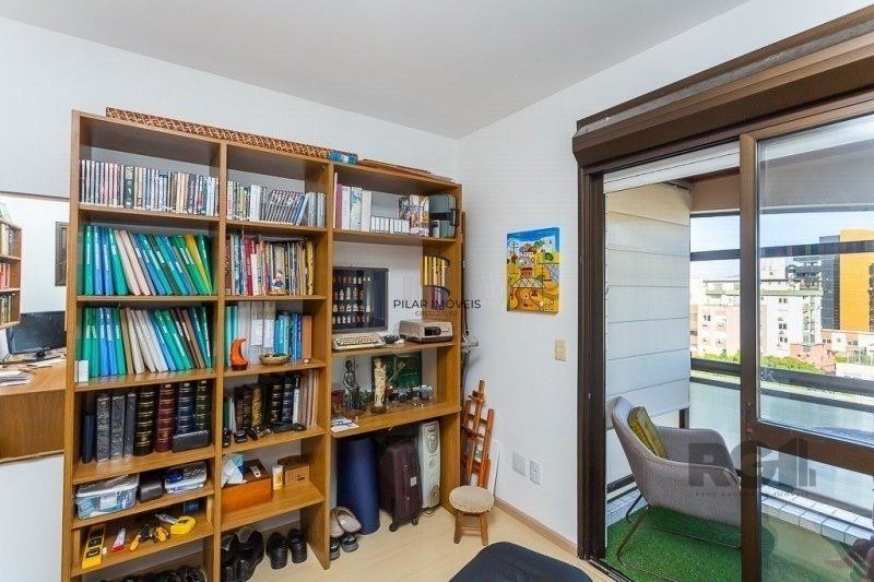 Apartamento 2 dormitórios, 2 banheiros, 1 vaga de garagem no Bairro Independência