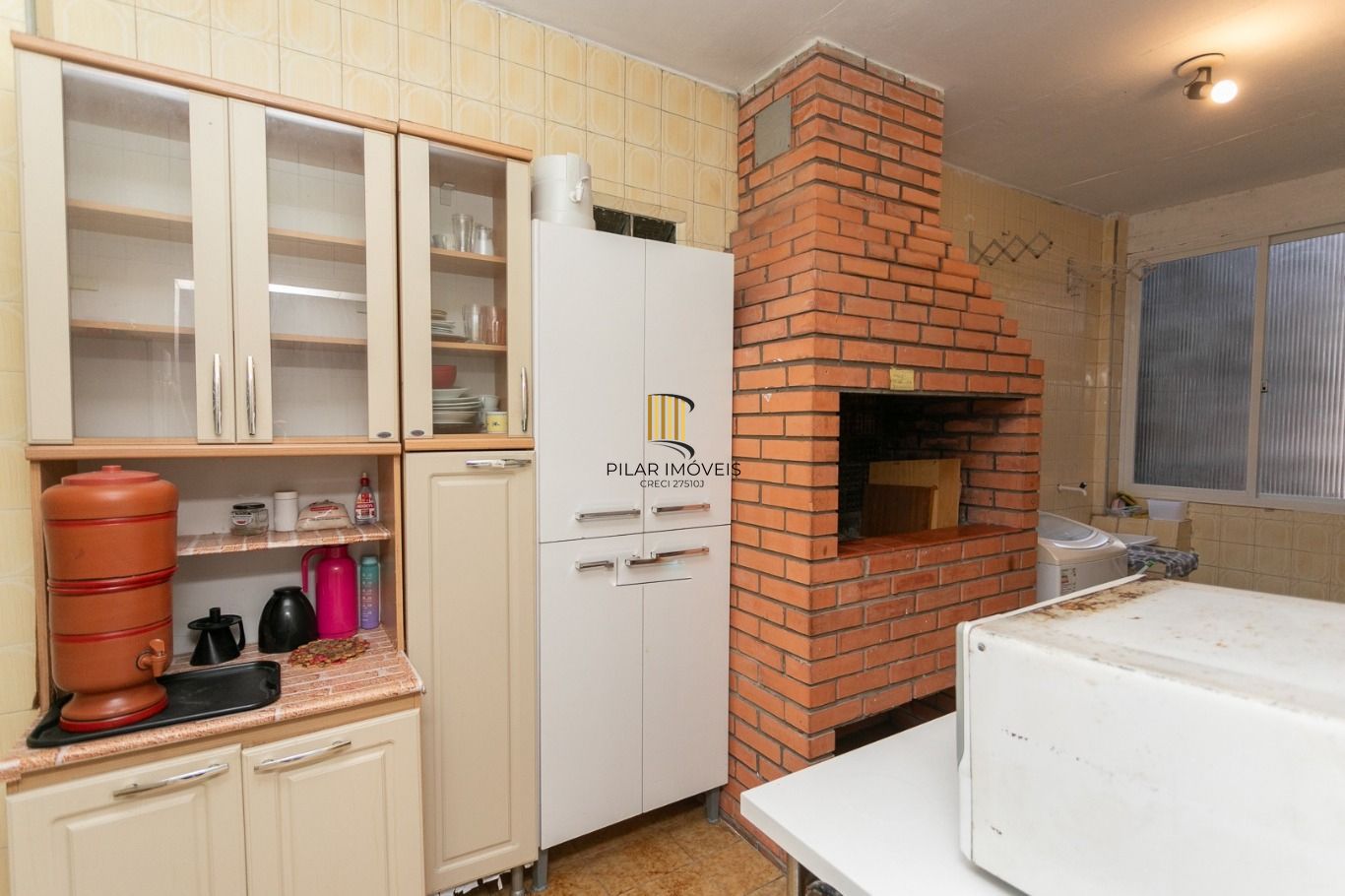 Vende-se apartamento com 3 quartos(1 suíte), 95m², sacada e 1 vaga - Bela Vista