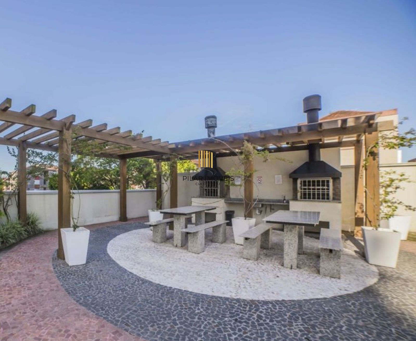 Vende-se apartamento com 2 quartos (1 suíte), 68m² e 1 vaga – Vila Ipiranga