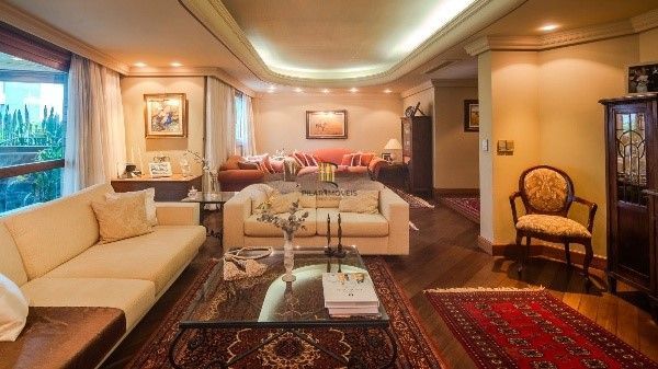 Apartamento com 4 suítes, churrasqueira e 3 vagas - 287m² - Bela Vista