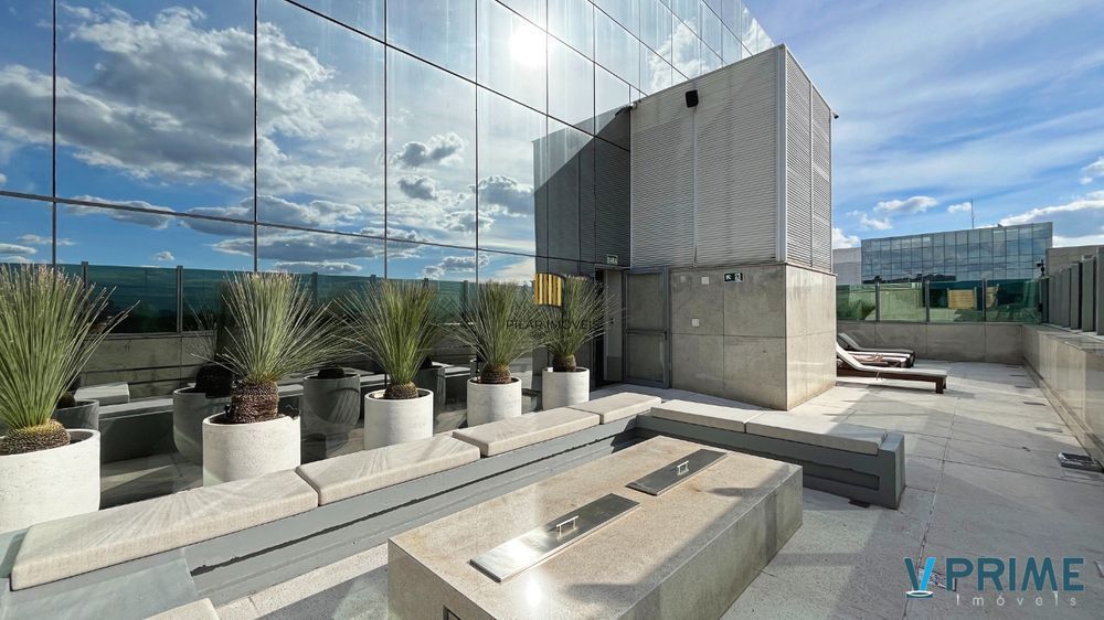 Vende-se apartamento duplex com 1 quarto , 64m² e 2 vagas - Praia de Belas