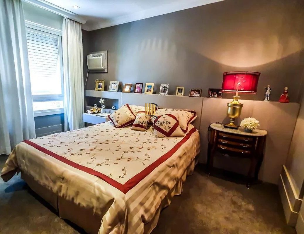 Vende-se apartamento com 3 quartos (1 suíte), 2 sacadas com churrasqueira, 132m² e 2 vagas - Auxiliadora