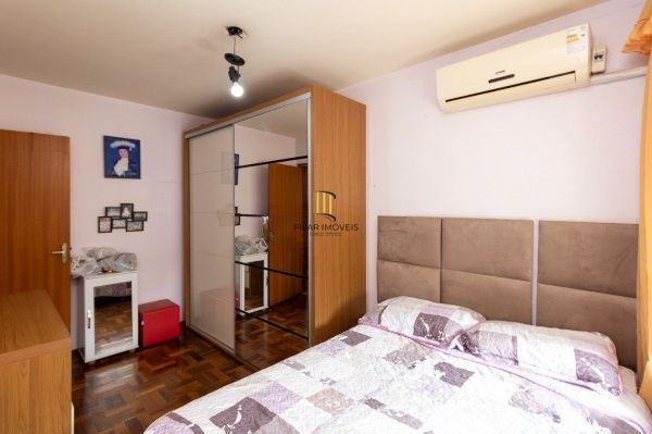 Vende-se apartamento com 2 quartos, 62 m² e 1 vaga