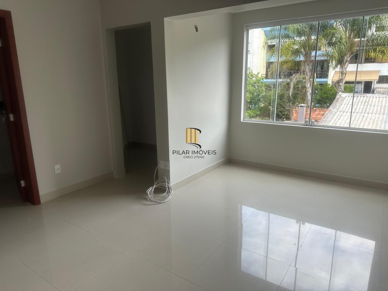 Vende-se casa com 4 suítes, 184m² e 4 vagas – Chácara das Pedras