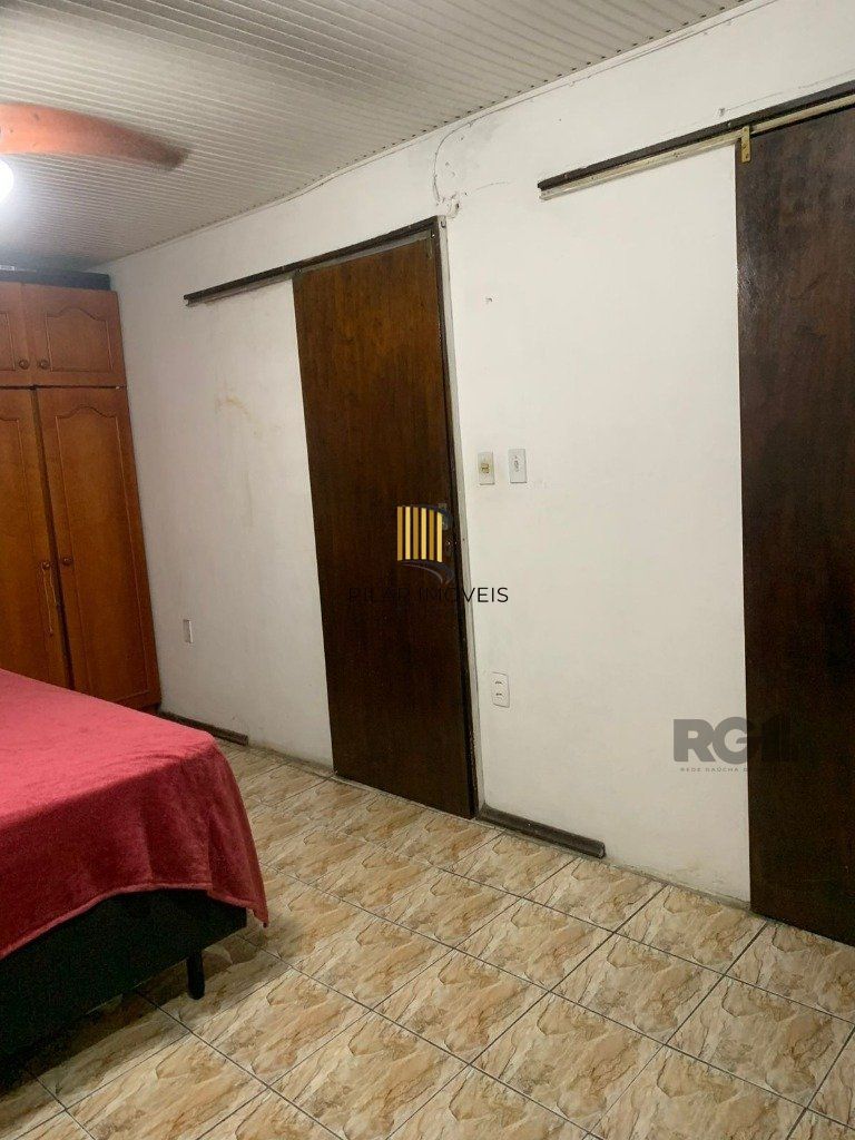 Vende-se casa 3 quartos com suíte e 3 vagas de garagem - 130m² - Jardim Itu Sabará