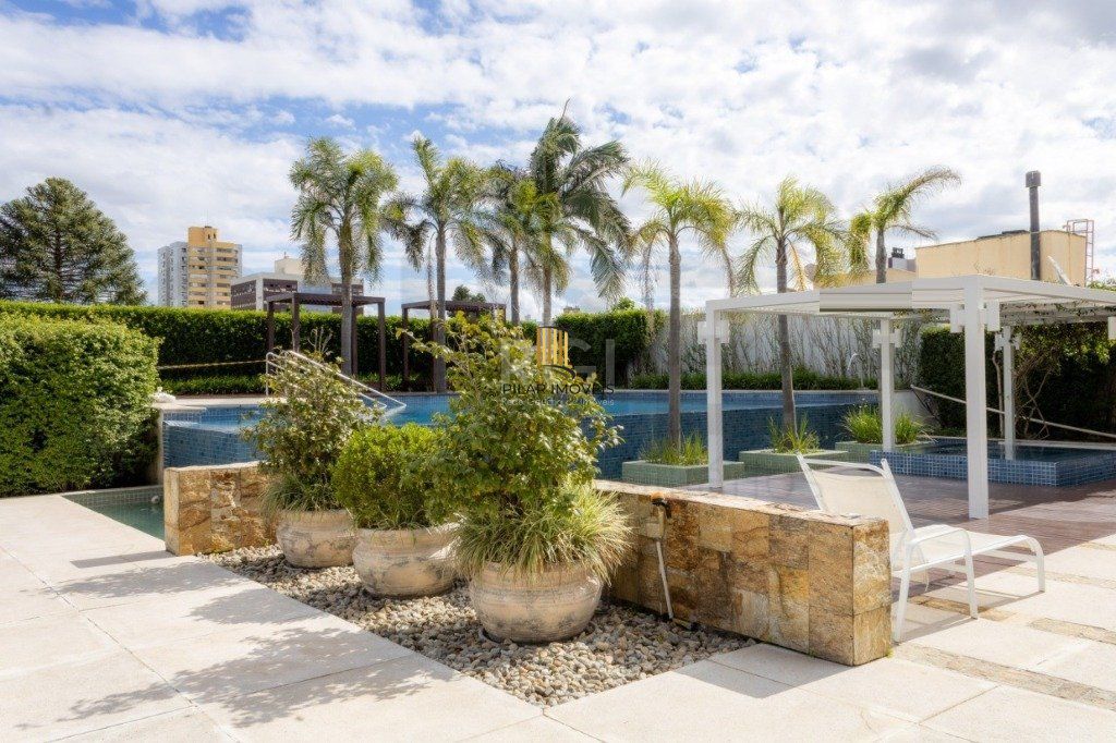 Apartamento para Venda - 121m², 3 dormitórios, sendo 2 suites, 2 vagas - Menino Deus