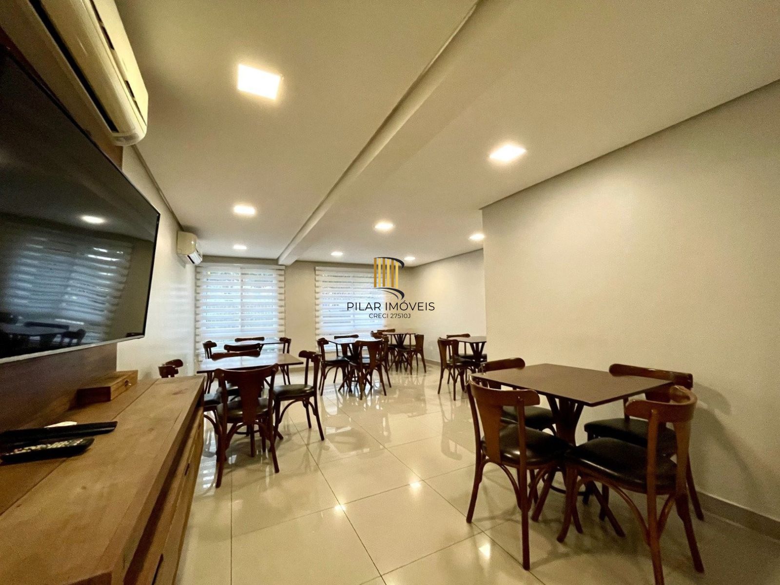 Vende-se apartamento com 2 quartos (1 suíte), 65m² e 2 vagas – Higienópolis