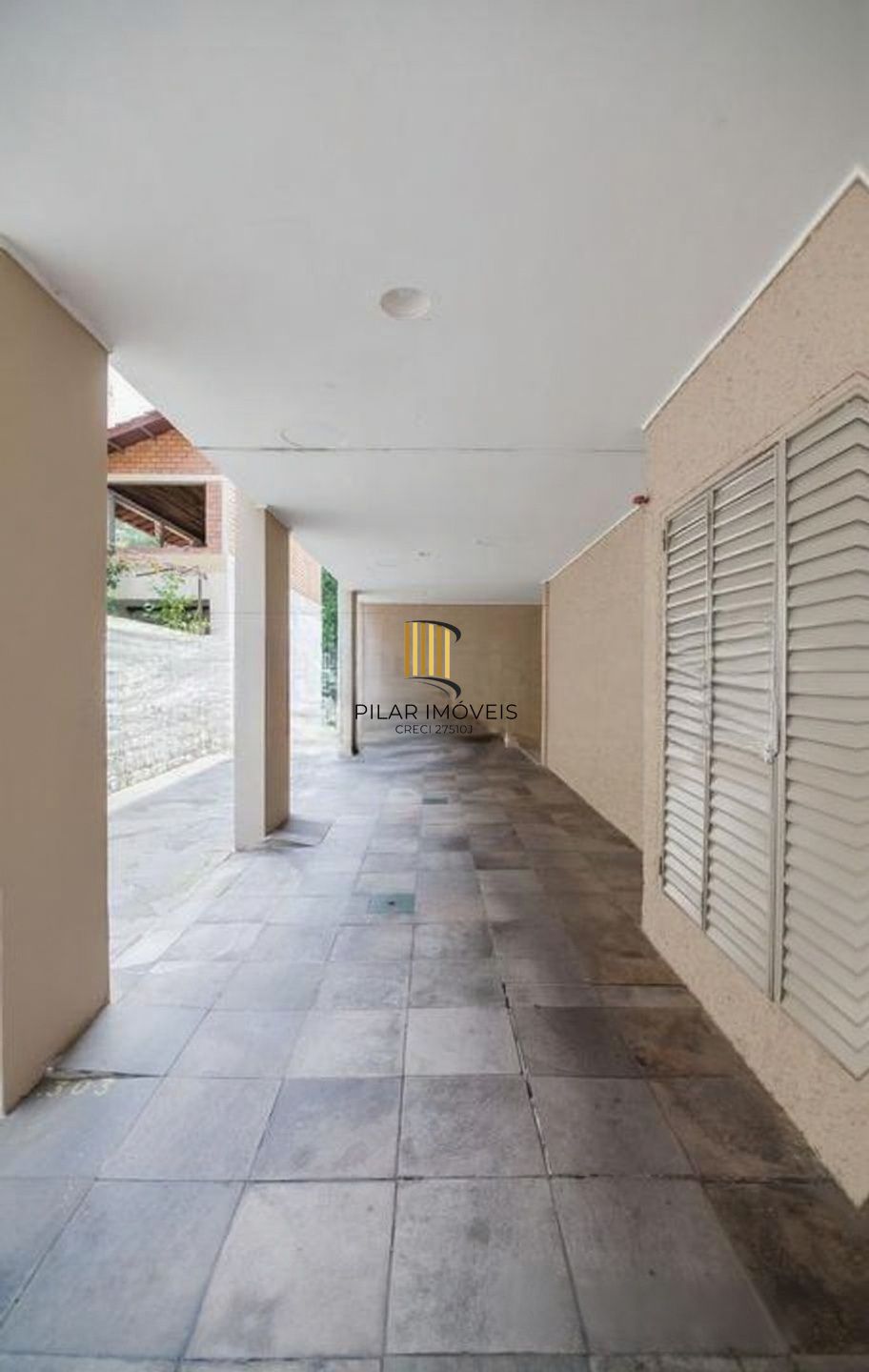 Vende-se apartamento com 2 quartos, 73m² e 1 vaga – Mont’Serrat