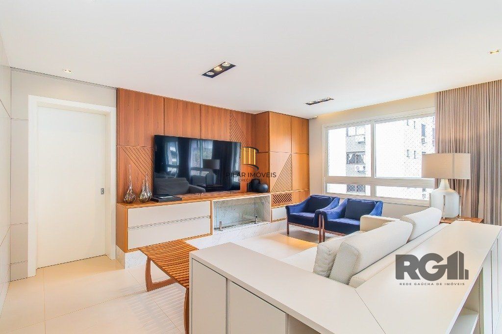 Belo Apartamento 3 quartos com suíte e 2 vagas -  136,24 m² - Petrópolis