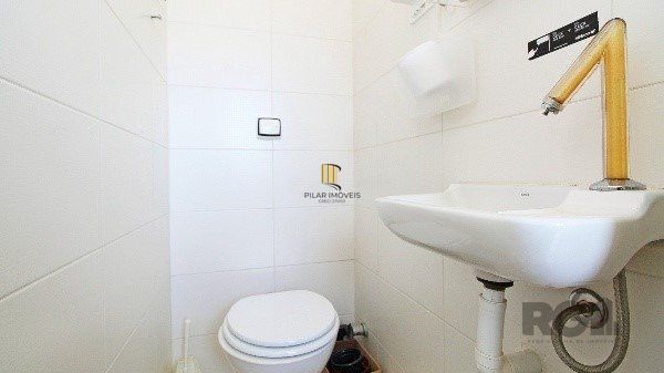 Amplo apartamento 2 quartos com vaga no Menino Deus - 71m²
