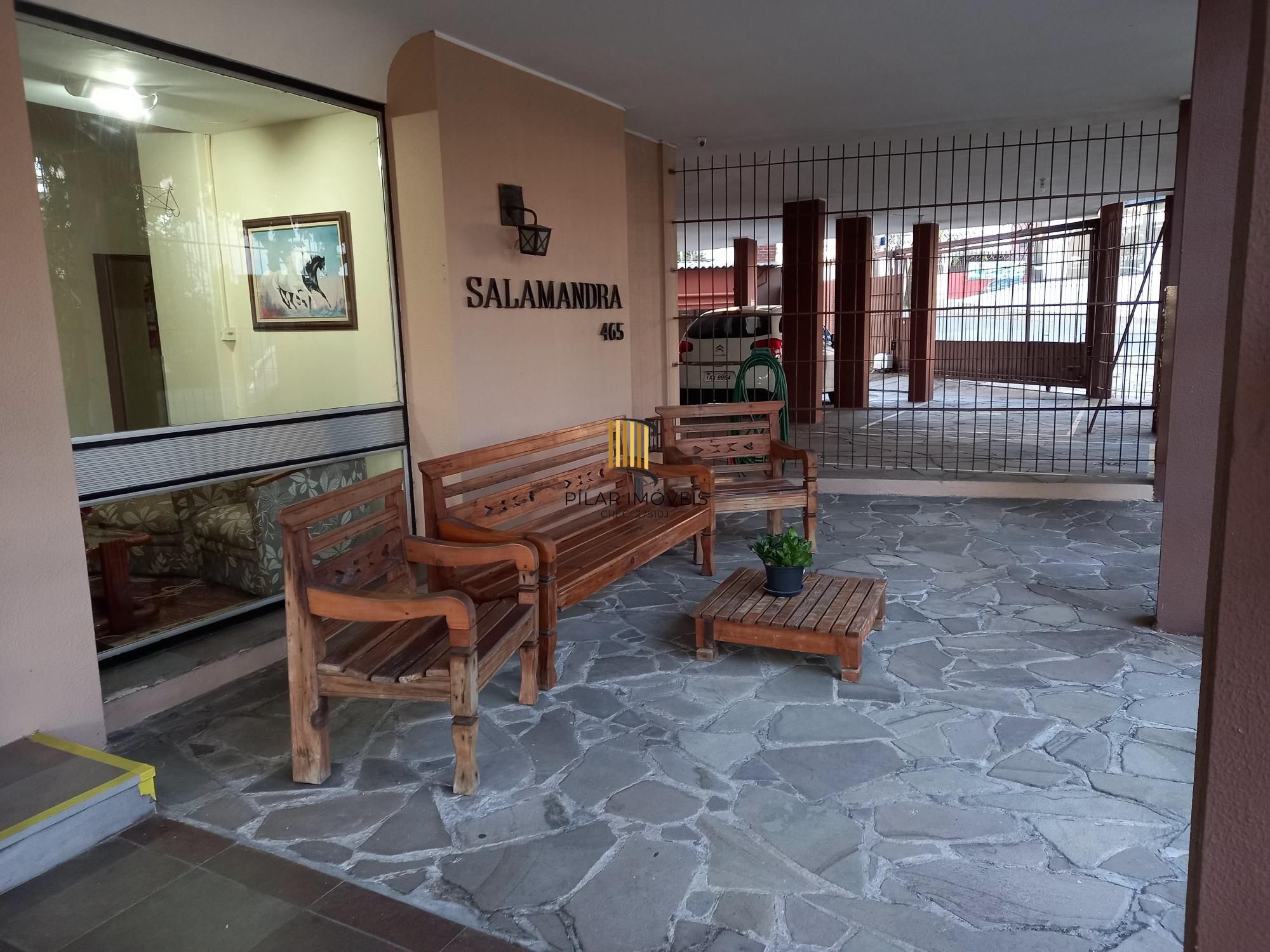 Vende-se amplo apartamento de 2 quartos, 1 vaga e 78m² - Santa Cecília