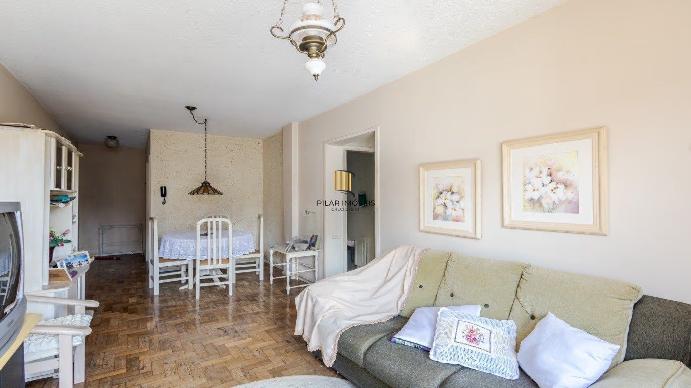 Excelente apartamento de 2 D na Demétrio Ribeiro