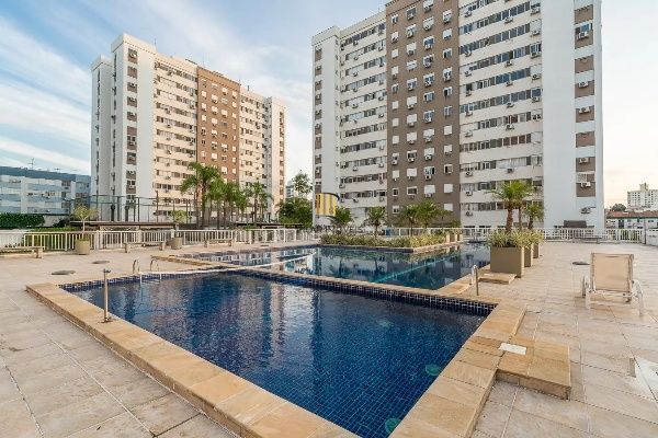 Vende-se apartamento com 2 quartos, 55 m² e 1 vaga - Passo da Areia