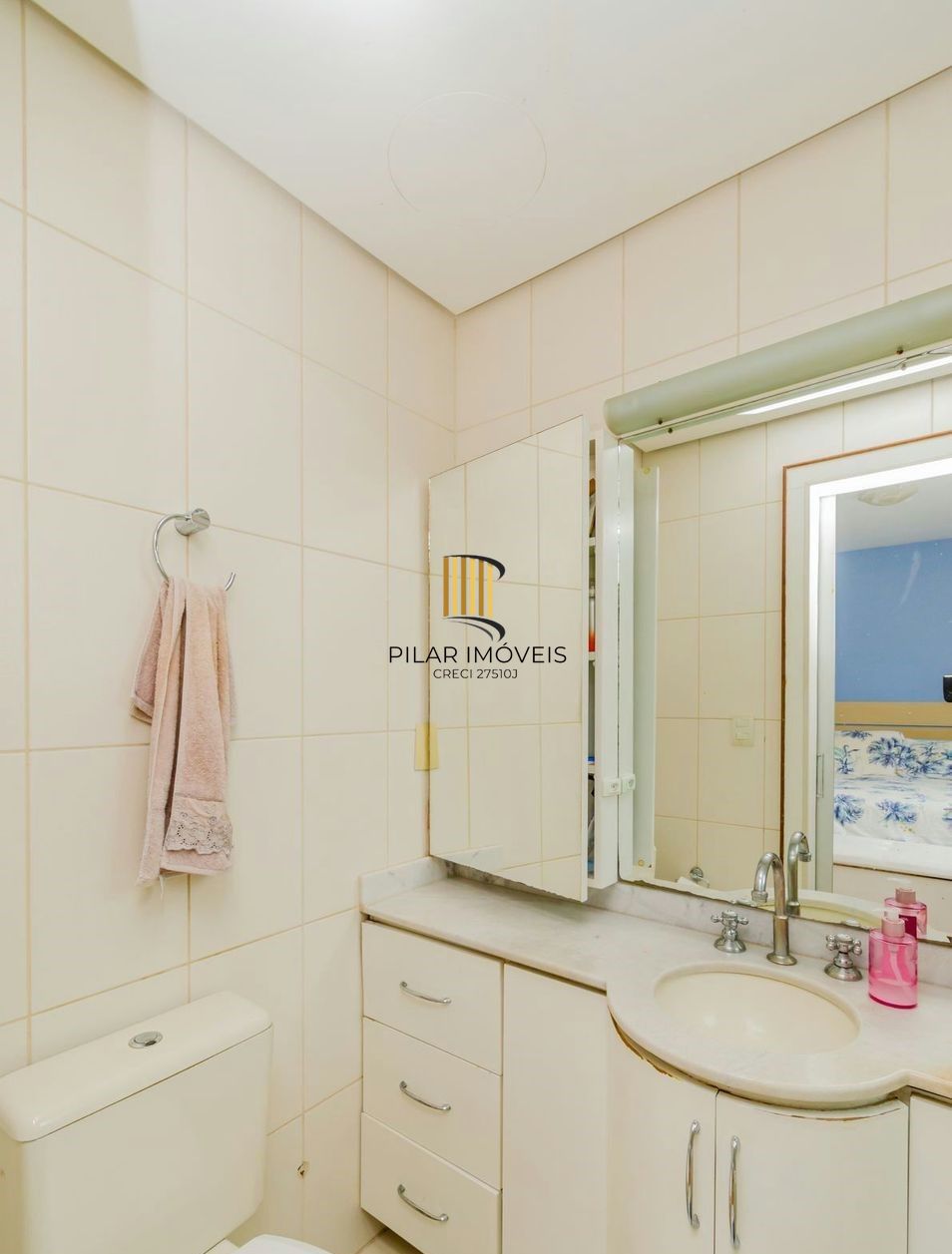 Vende-se apartamento com 3 quartos, suíte e churrasqueira – 103 m² - Petrópolis