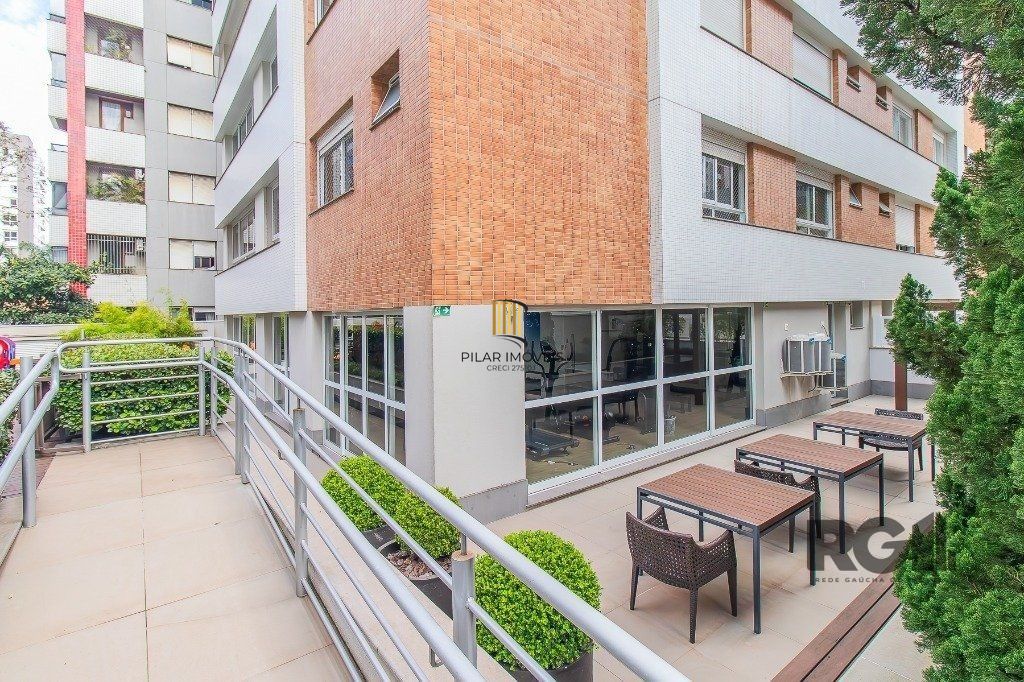 Belo Apartamento 3 quartos com suíte e 2 vagas -  136,24 m² - Petrópolis