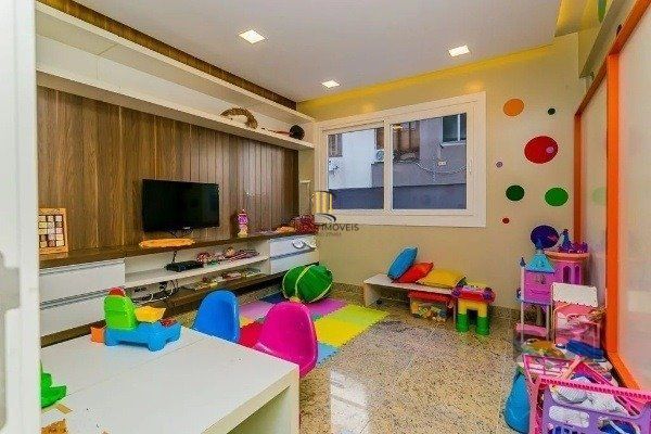 Vende-se amplo apartamento 3 dorm c/ suíte, 3 vagas, churrasqueira, lareira - 113m² - Bela Vista