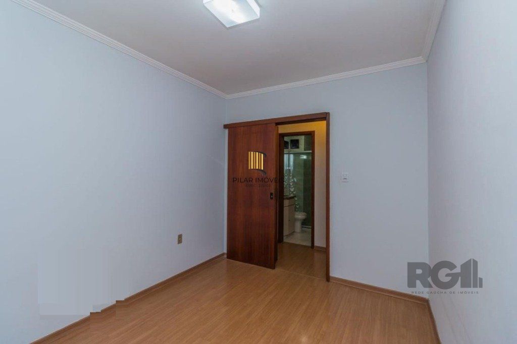 Ampla Cobertura de 181m² com 2 Quartos, Suíte e 2 Vagas no Bairro São João!