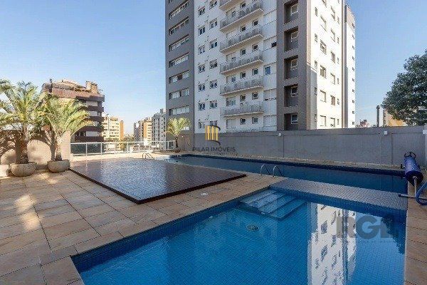 Vende-se amplo apartamento 3 dorm c/ suíte, 3 vagas, churrasqueira, lareira - 113m² - Bela Vista