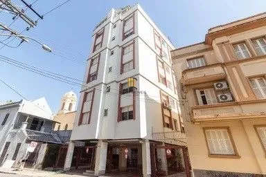 Vende-se cobertura com 1 quarto, churrasqueira, terraço, 80m² e 1 vaga - Bom Fim