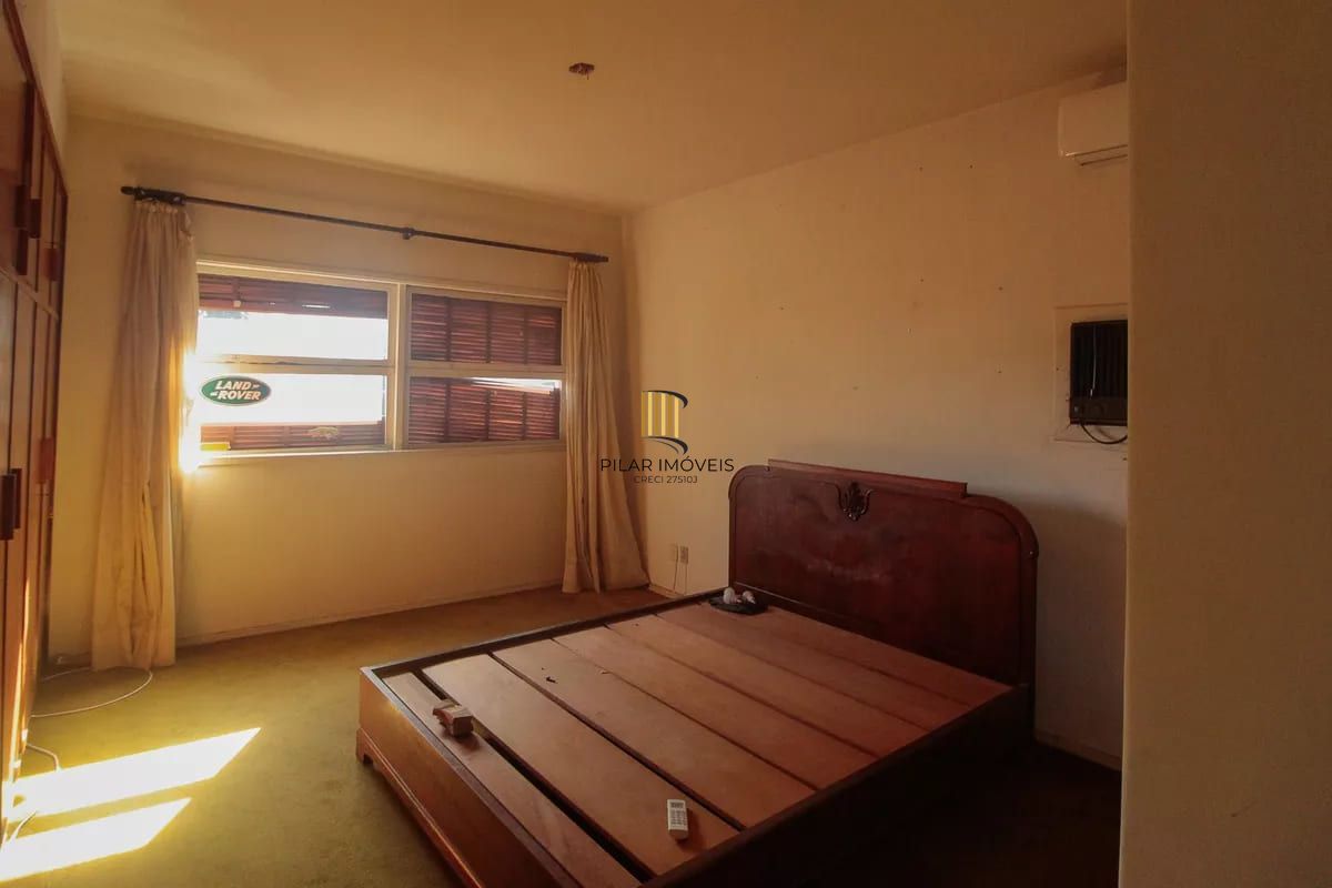 Vende-se apartamento com 4 quartos (1 suíte), 204 m² e 2 vagas - Rio Branco