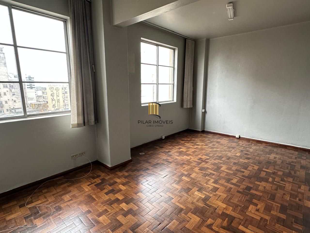 Vende-se sala comercial com 23 m² – Centro Histórico