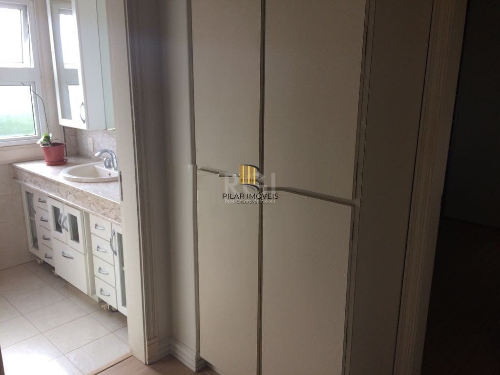 Cobertura para Venda - 248m², 3 dormitórios, sendo 1 suites, 2 vagas - Mont Serrat