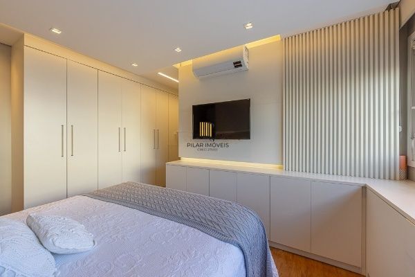 Apartamento alto padrão mobiliado com 3 suítes e 140 m² na Bela Vista