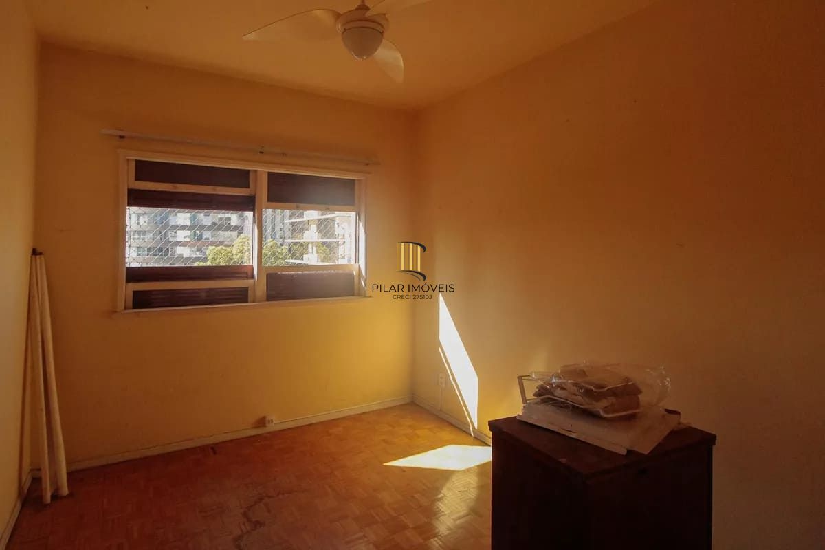 Vende-se apartamento com 4 quartos (1 suíte), 204 m² e 2 vagas - Rio Branco