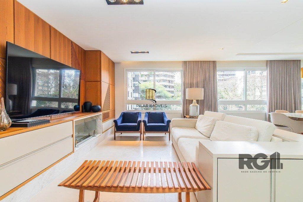 Belo Apartamento 3 quartos com suíte e 2 vagas -  136,24 m² - Petrópolis