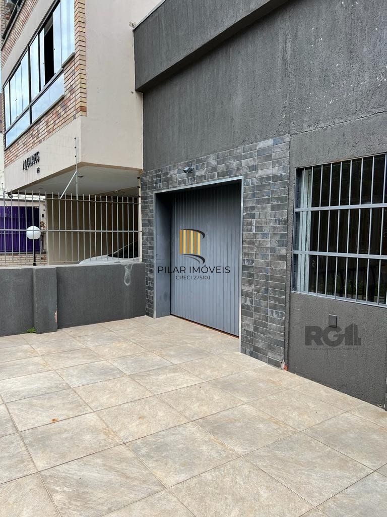 Casa 4 dormitórios no bairro Petrópolis