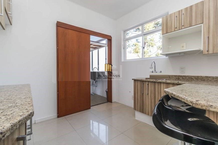 Cobertura para Venda - 186m², 3 dormitórios, 2 vagas - Três Figueiras