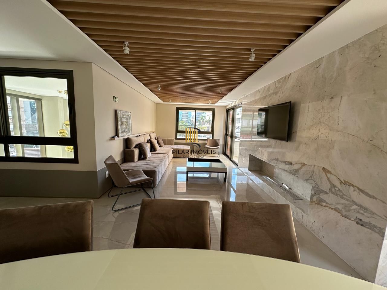 Apartamento de 2 quartos com 88 m², 2 vagas, sacada e churrasqueira - Auxiliadora