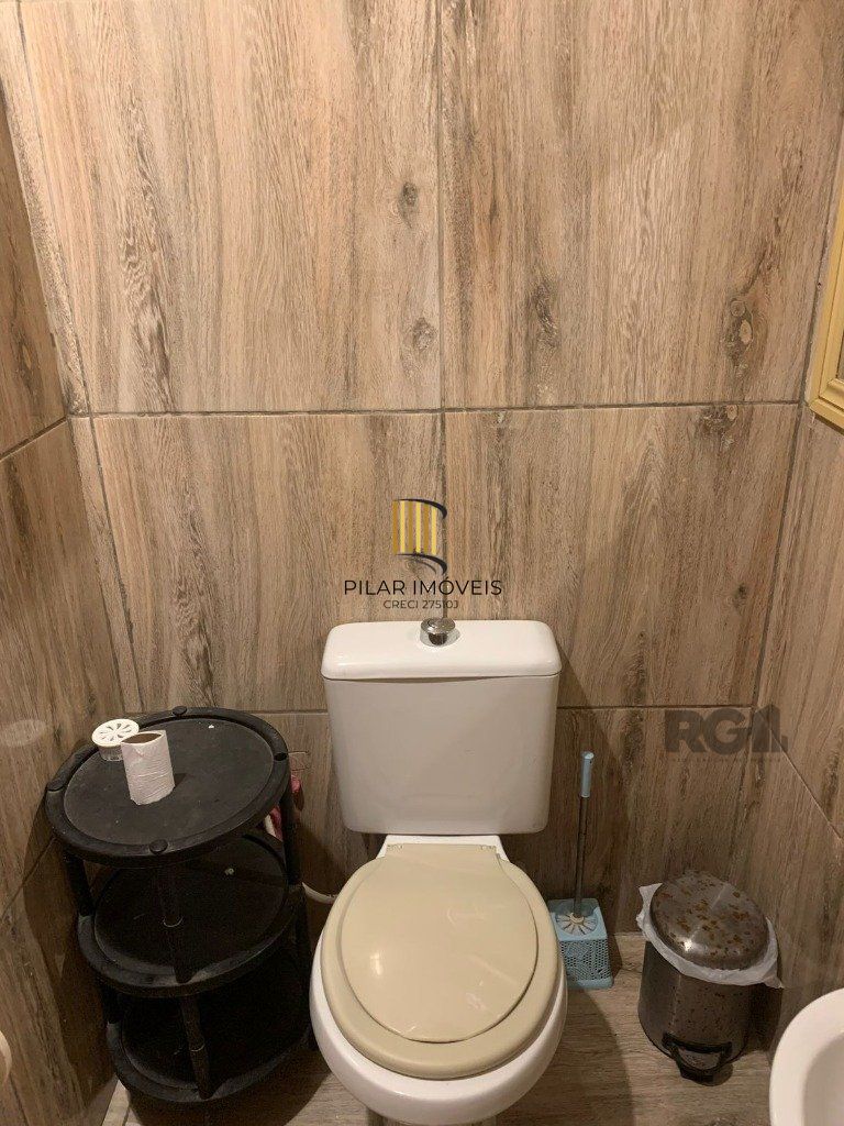 Vende-se casa 3 quartos com suíte e 3 vagas de garagem - 130m² - Jardim Itu Sabará