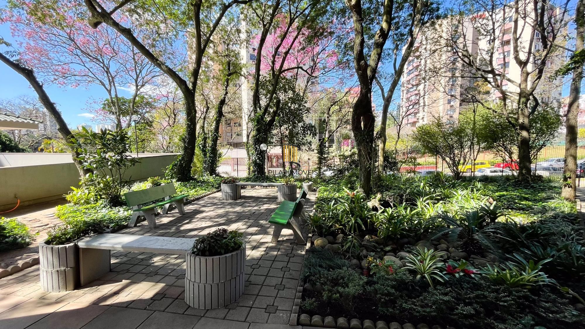 Vende-se apartamento com 3 quartos (1 suíte), 100m² e 1 vaga - Jardim Europa