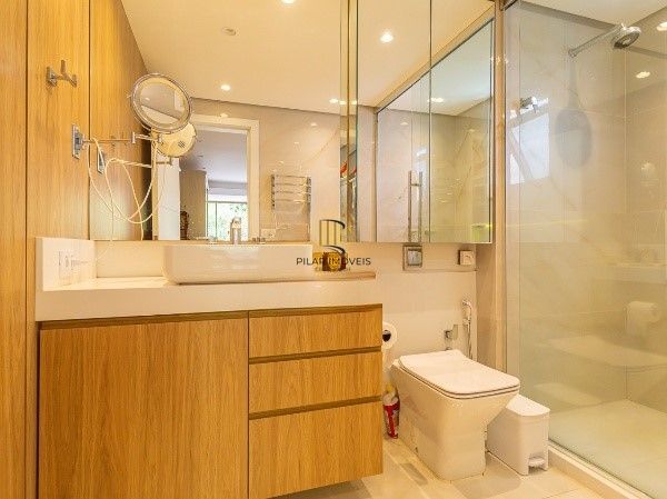 Apartamento com 4 quartos, 1 suíte e 2 vagas — 200 m² — Bela Vista