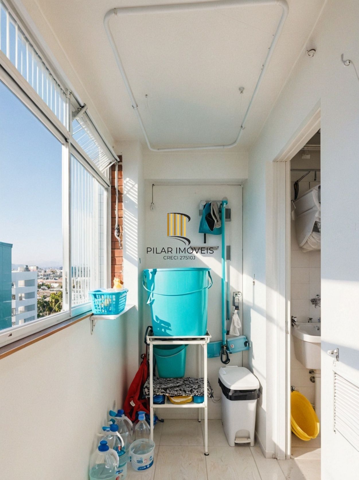 Vende-se apartamento com 2 quartos, 1 vaga e 73m² - Floresta
