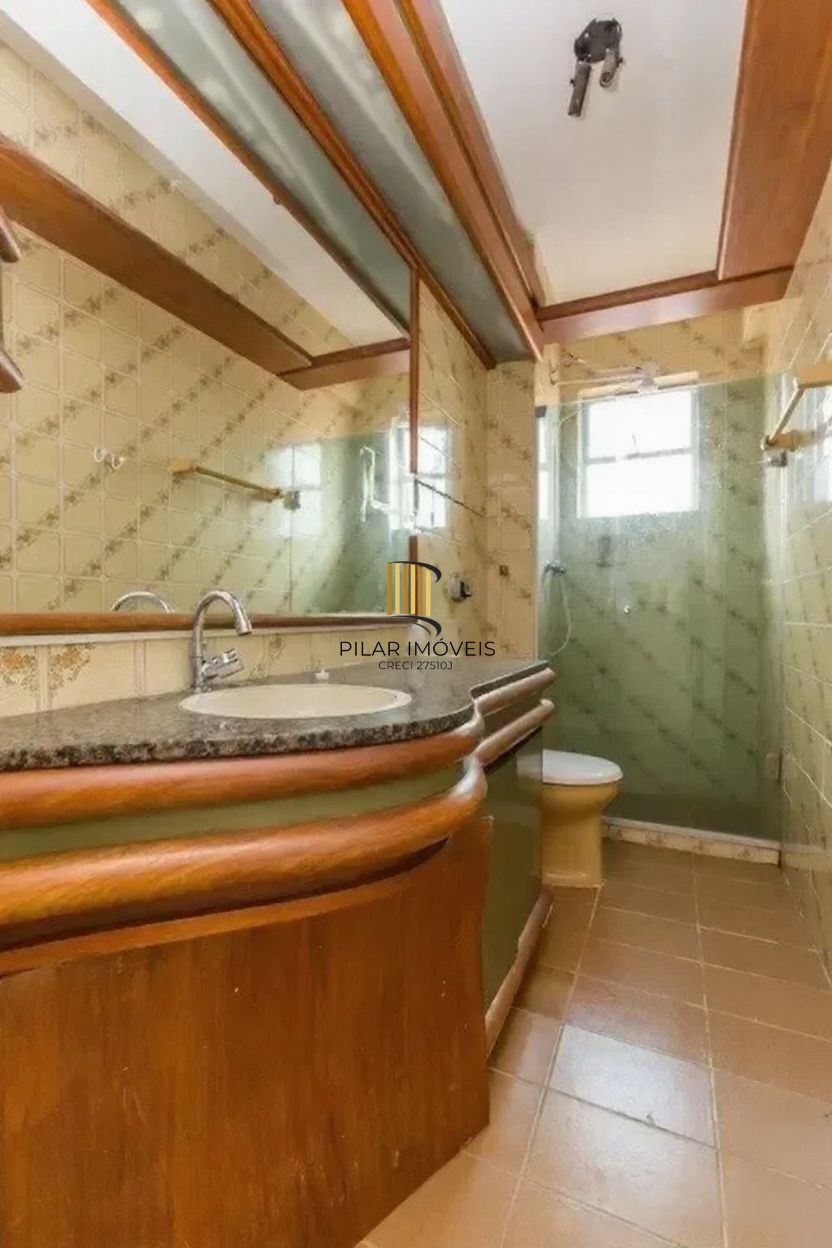 Vende-se cobertura com 1 quarto, 105m² e 1 vaga - Mont Serrat