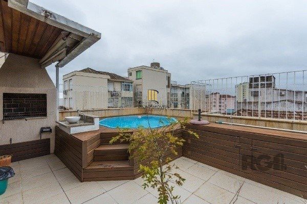Vende-se espaçoso apartamento 4 quartos, 2 suítes, 3 vagas, próximo ao Hospital Moinhos - 154m² - Floresta
