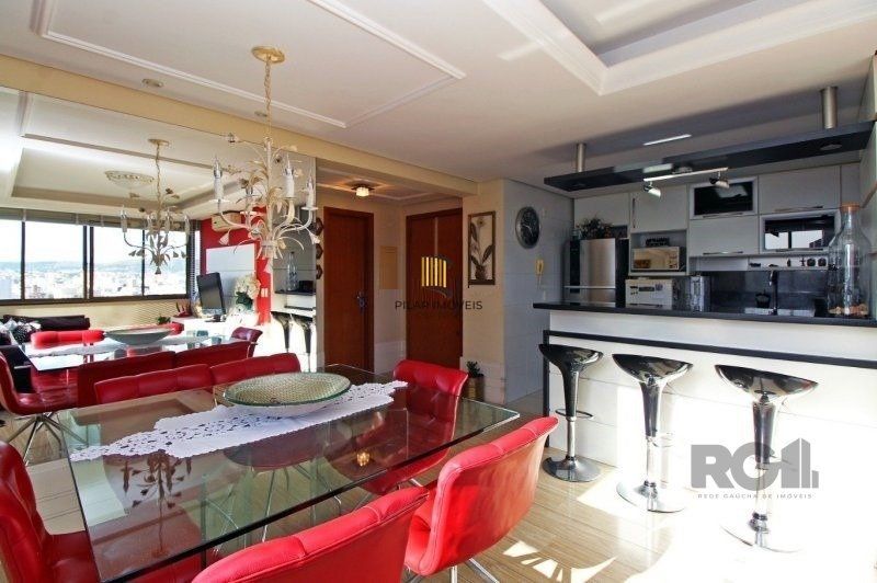 Apartamento 3 dormitórios, 1 suíte, 2 vagas - 95,75m² de área privativa no Bairro Independência