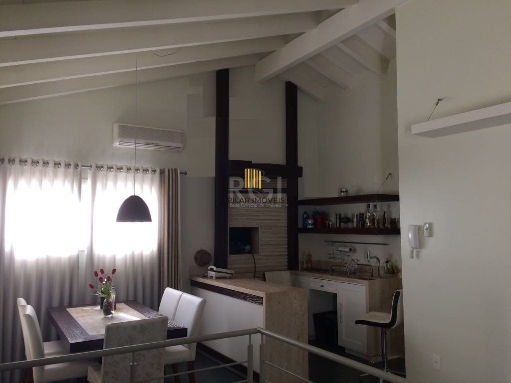 Cobertura para Venda - 248m², 3 dormitórios, sendo 1 suites, 2 vagas - Mont Serrat