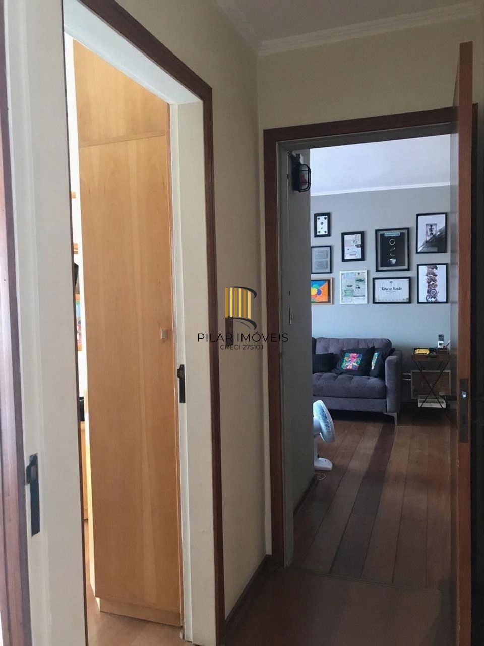 Vende-se apartamento com 2 quartos(1 suíte), 77m² e 2 vagas – Petrópolis