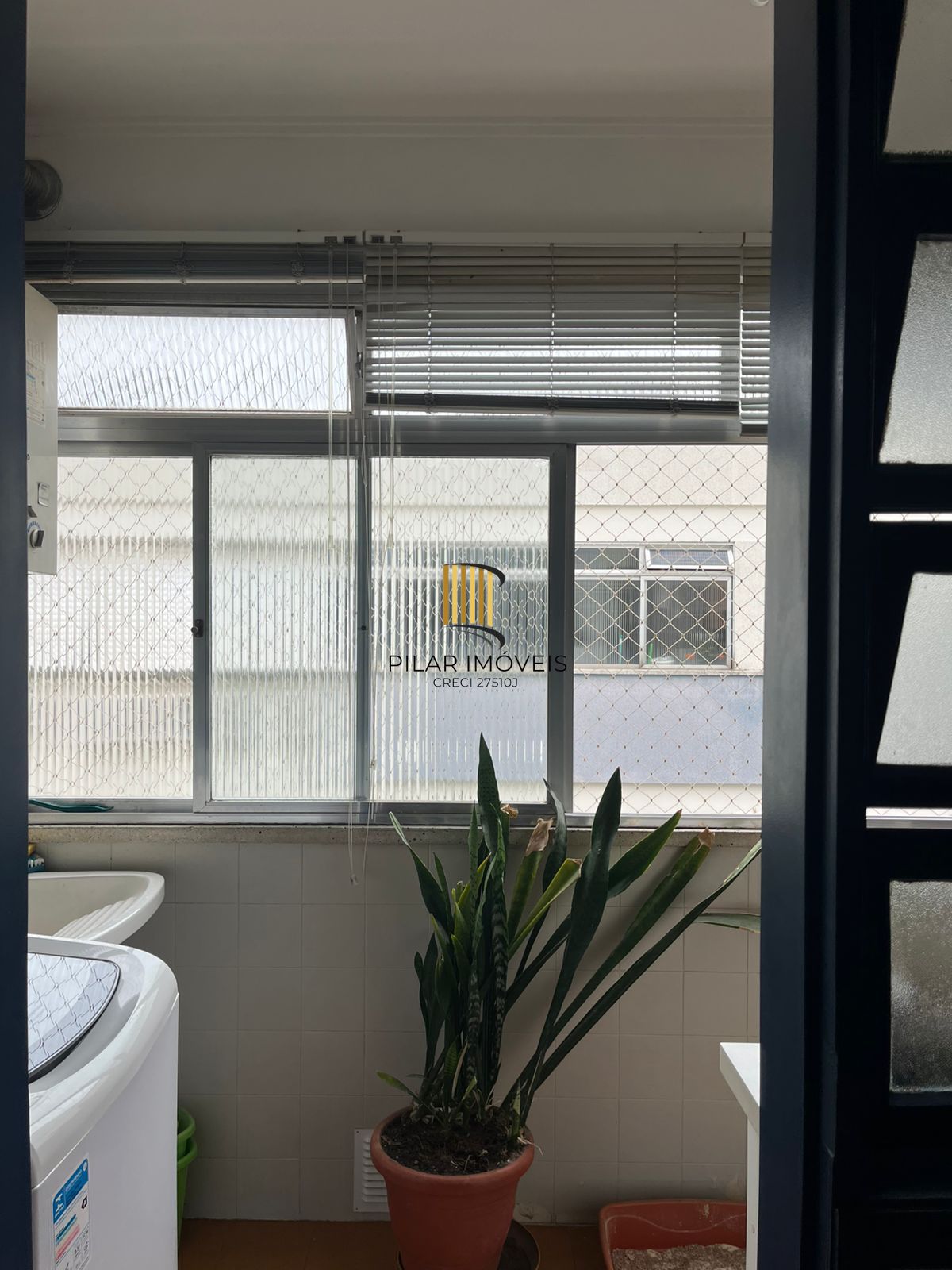 Vende-se apartamento com 2 quartos, 88m², churrasqueira e 1 vaga – Santa Cecília