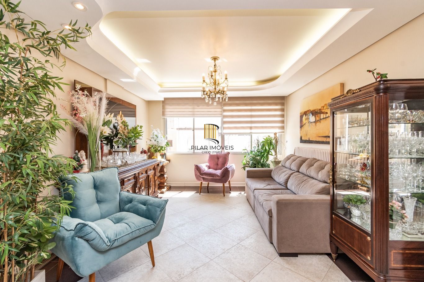 Vende-se apartamento com 3 quartos (1 suíte), 133 m² e 1 vaga – Petrópolis - Pilar Imóveis