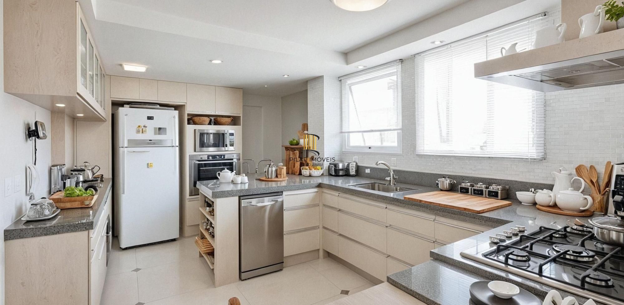Vende-se ampla cobertura com 3 suítes, 3 vagas e 261 m² - Bela Vista