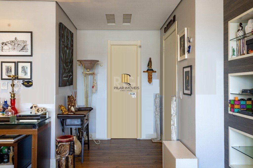Apartamento para Venda - 121m², 3 dormitórios, sendo 2 suites, 2 vagas - Menino Deus