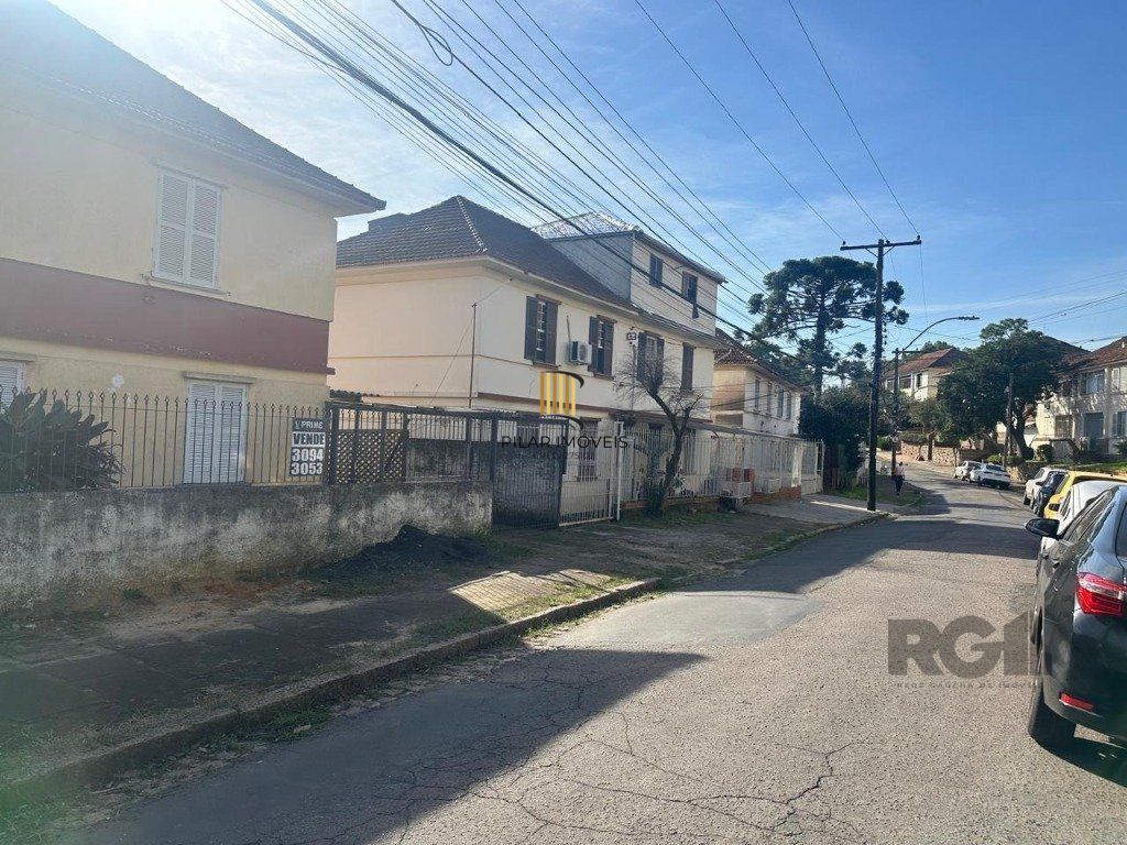 Vende-se casa 2 dormitórios 2 vagas de garagem com casa nos fundos - 145m² - Passo D'areia