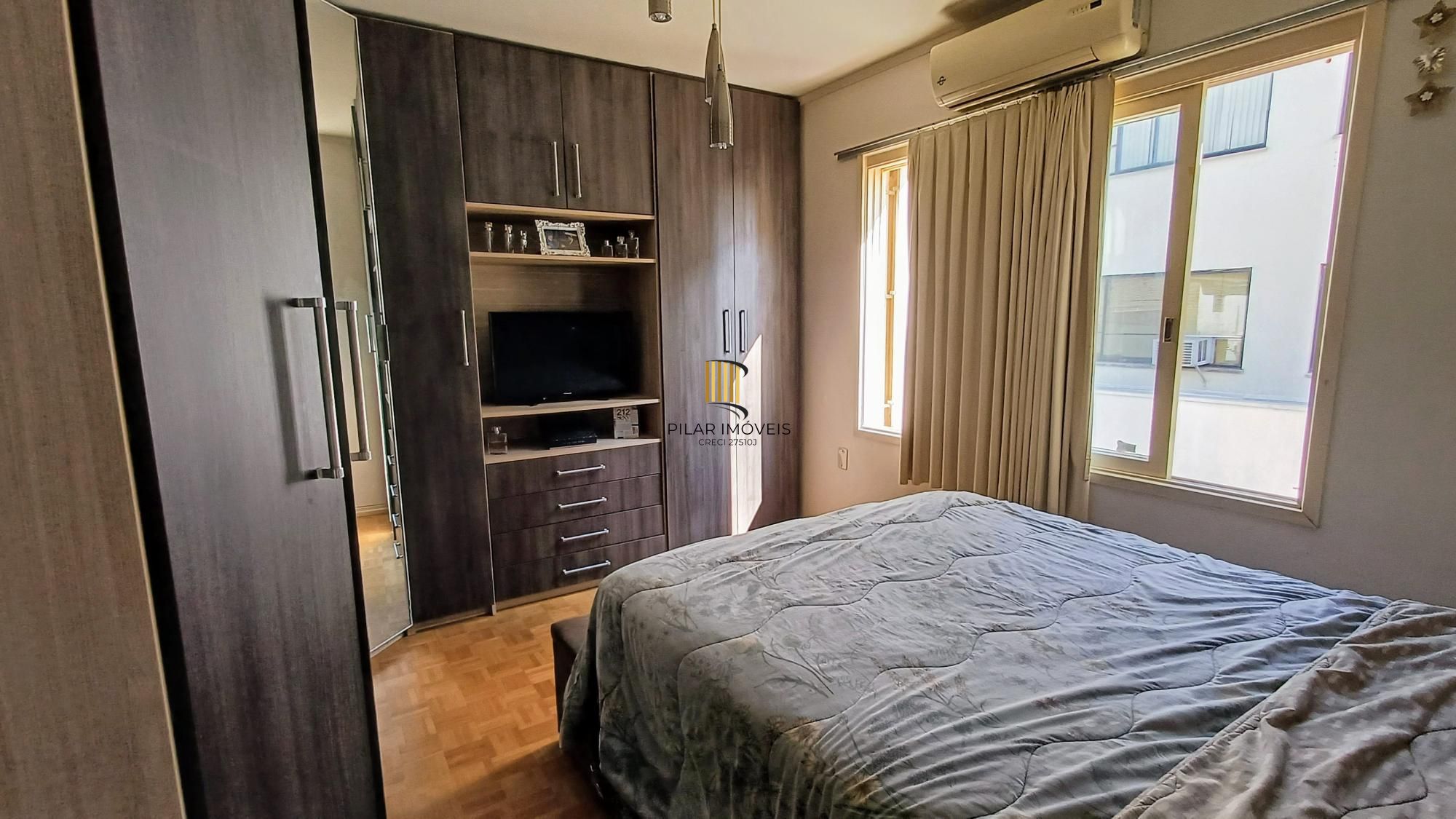 Vende-se apartamento com 2 quartos e 81 m² - Teresópolis